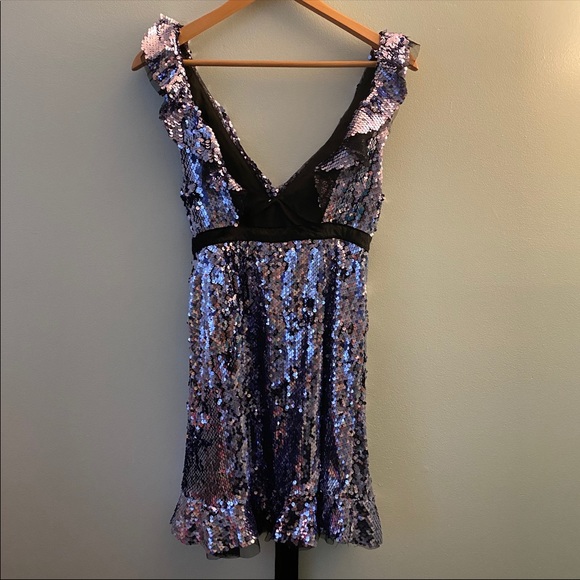 🆕FREE PEOPLE SEQUIN & TULLE OPEN BACK DRESS - Picture 2 of 3